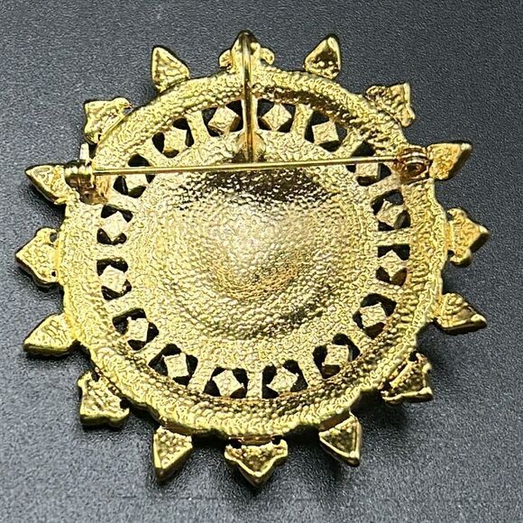 RARE VTG SPLENDORS OF VERSAILLES Pendant Brooch Pin Goddess Museum Reproduction - Picture 3 of 5